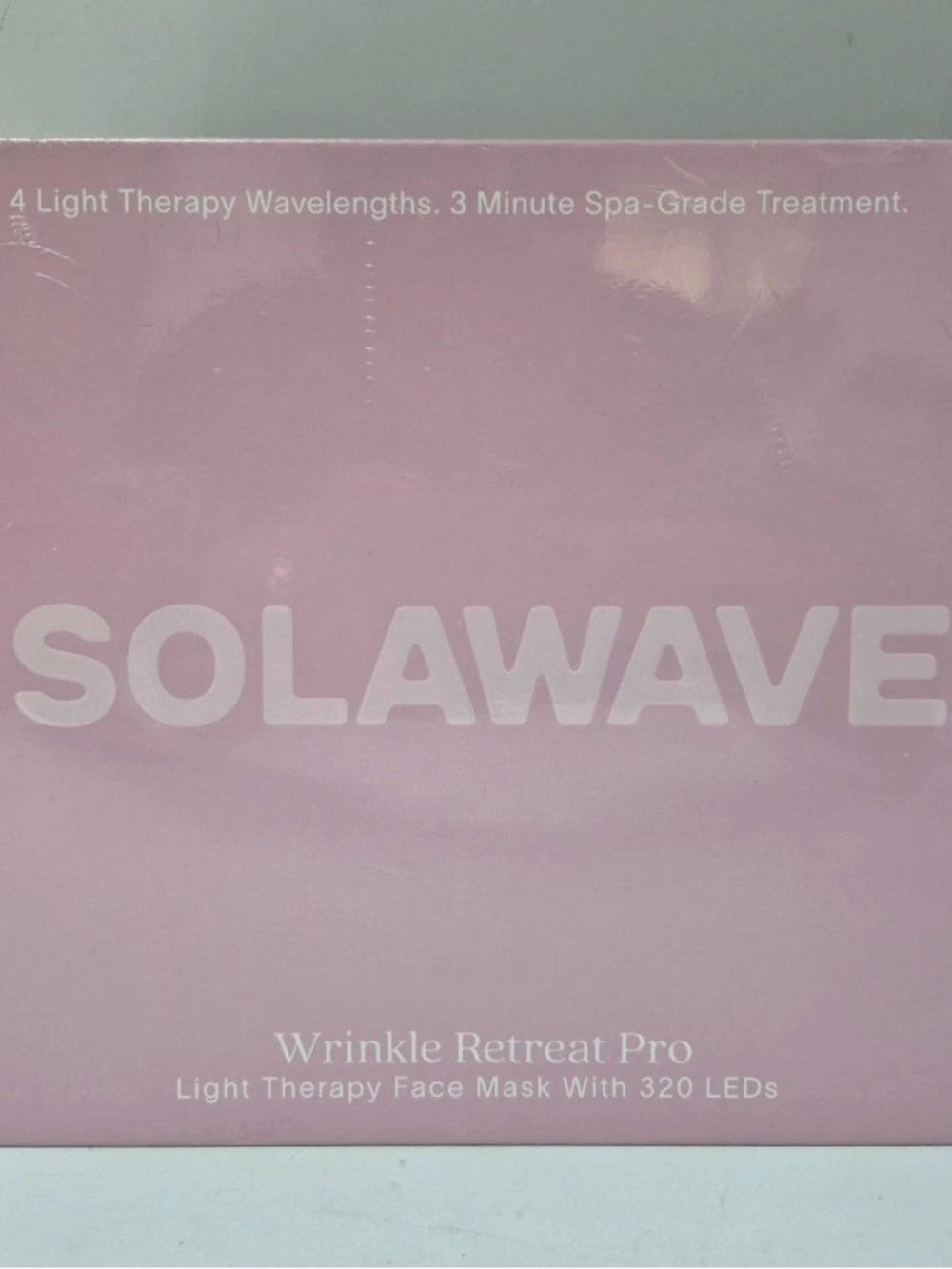Solawave Wrinkle Retreat Pro Light Therapy Face Mask with 320 LEDs - NEW - Picture 2 of 4